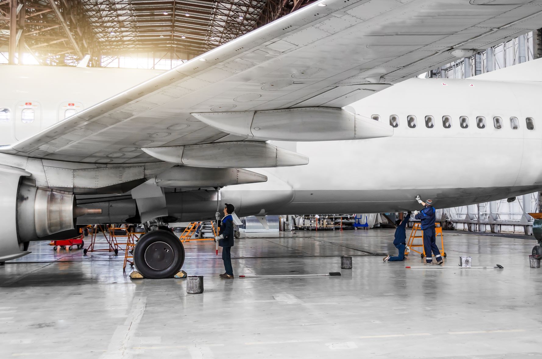 010-concepts is the supplier for dry-wash and polish solutions used to save thousands of liters of water annually in the cleaning of aircraft